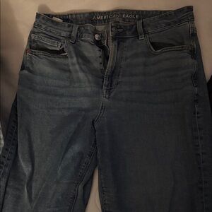 American Eagle Women’s Curvy Mom Blue Jeans